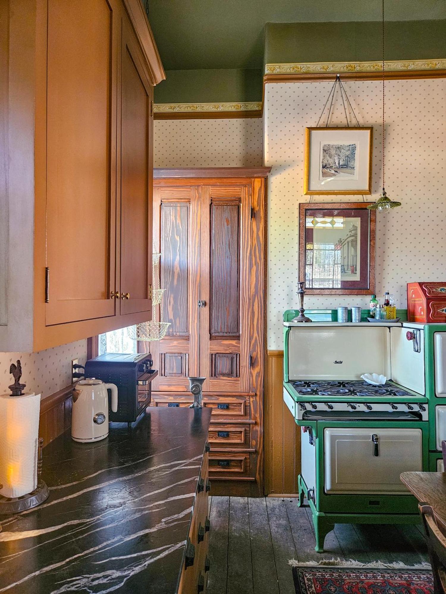 The Jd Hyde Historic Inn 维塞利亚 外观 照片