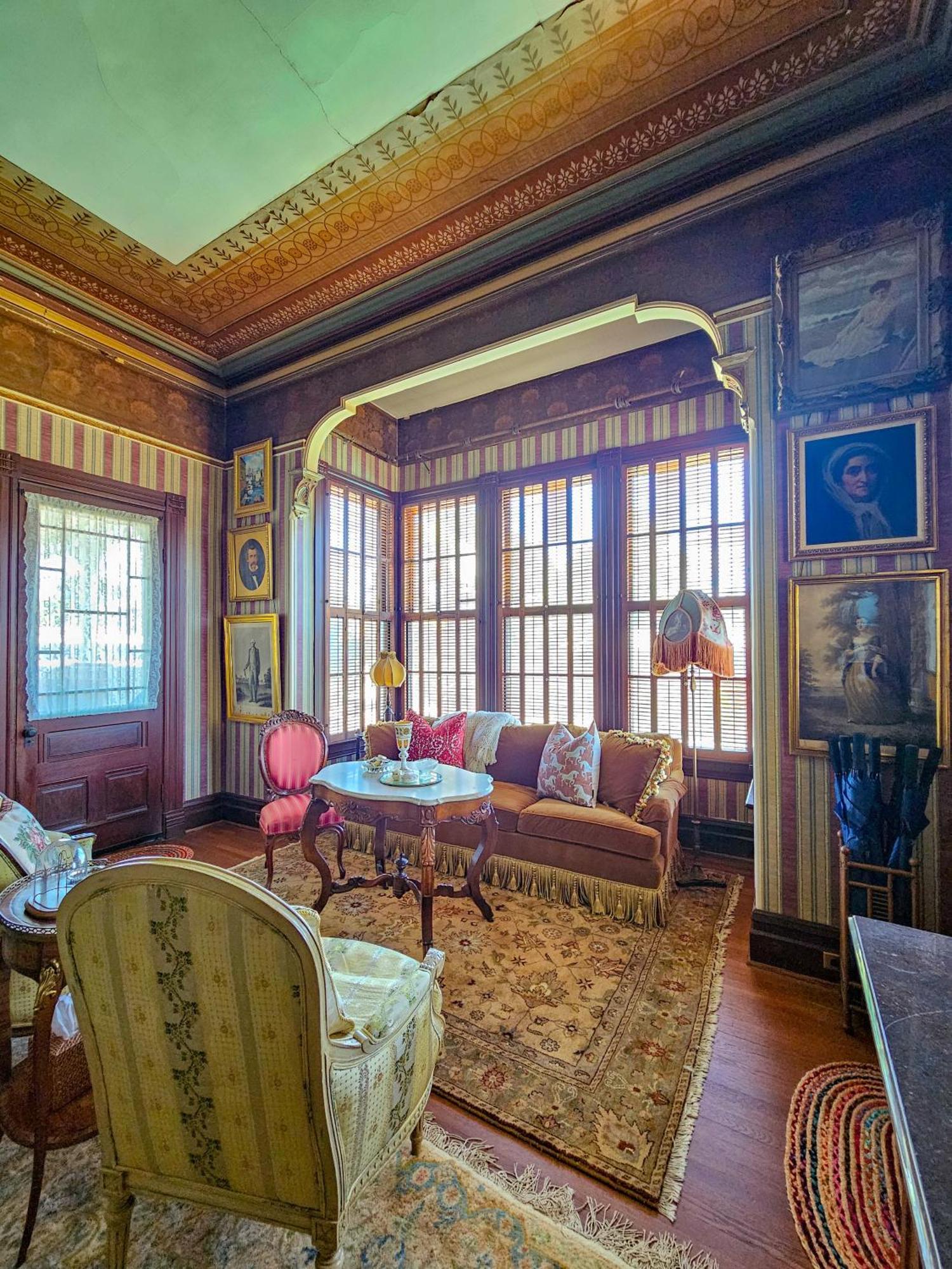 The Jd Hyde Historic Inn 维塞利亚 外观 照片