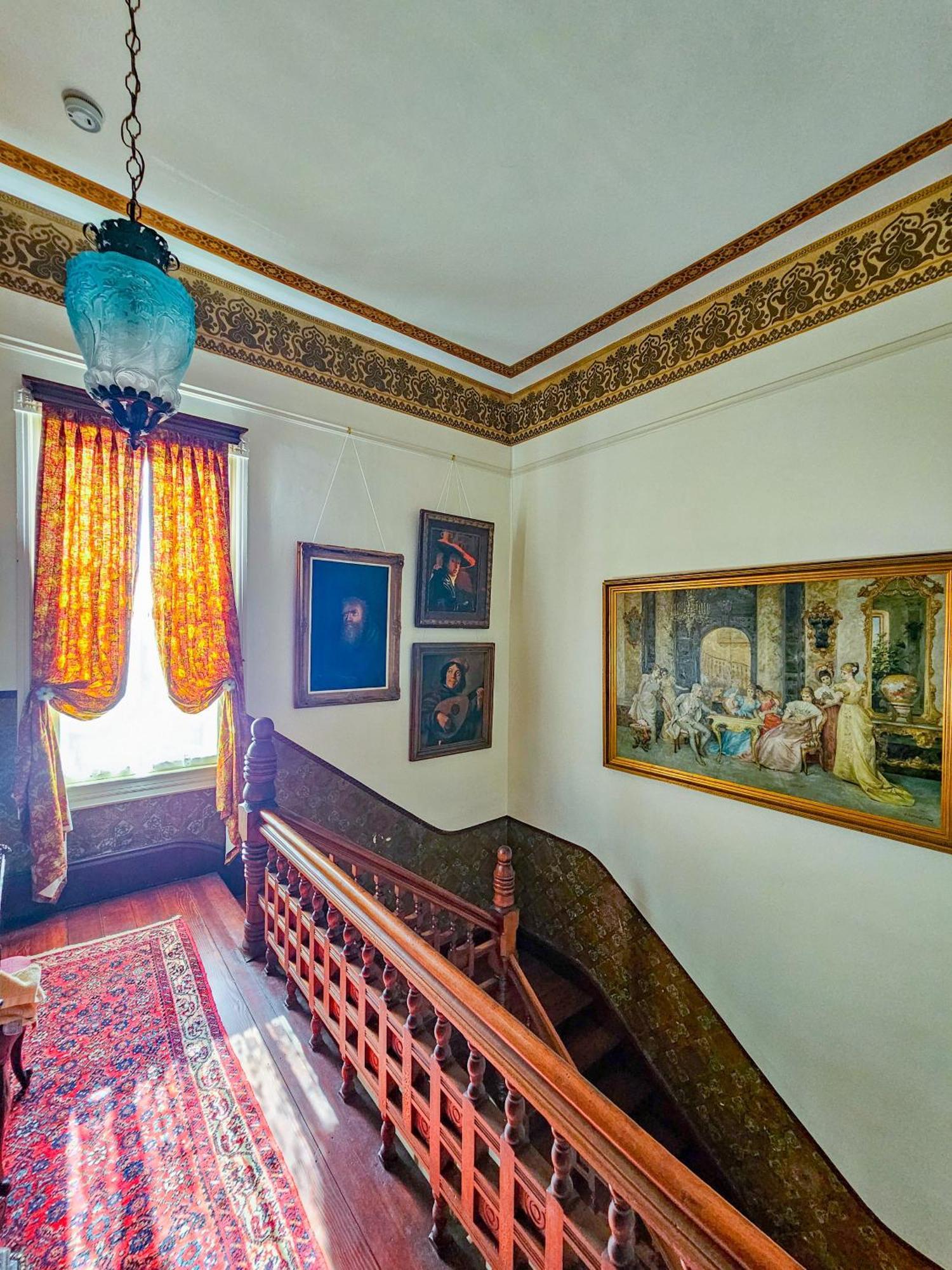 The Jd Hyde Historic Inn 维塞利亚 外观 照片